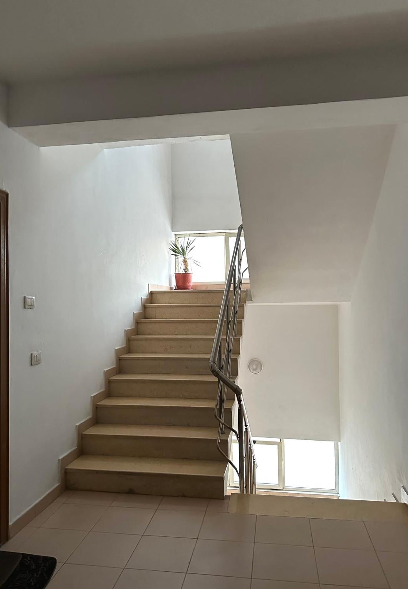Skyview Oasis Premium Apartment Tiranë Eksteriør bilde