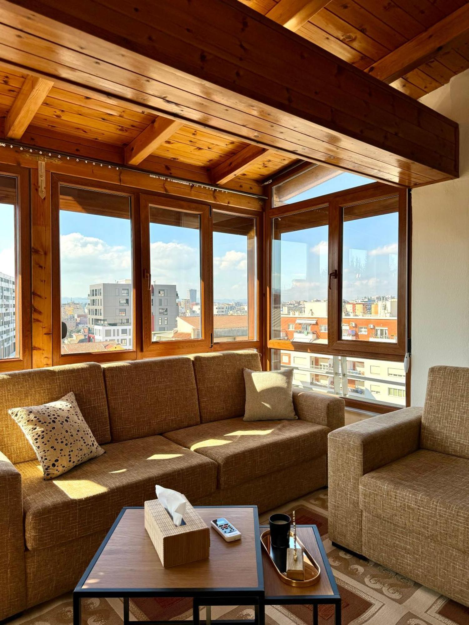 Skyview Oasis Premium Apartment Tiranë Eksteriør bilde